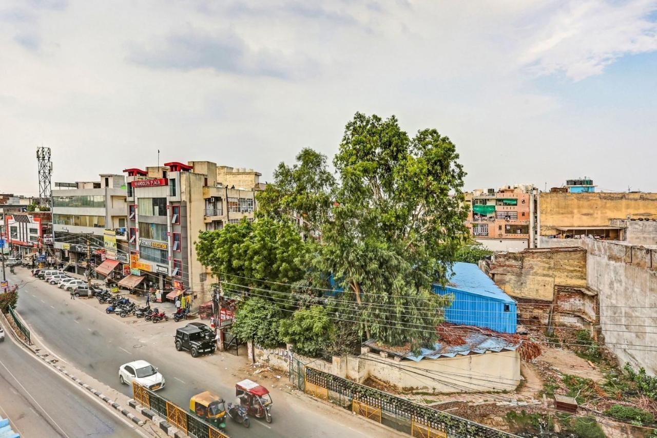 Hotel O Imperial Residency Near Dashrath Puri Metro Station ニューデリー エクステリア 写真